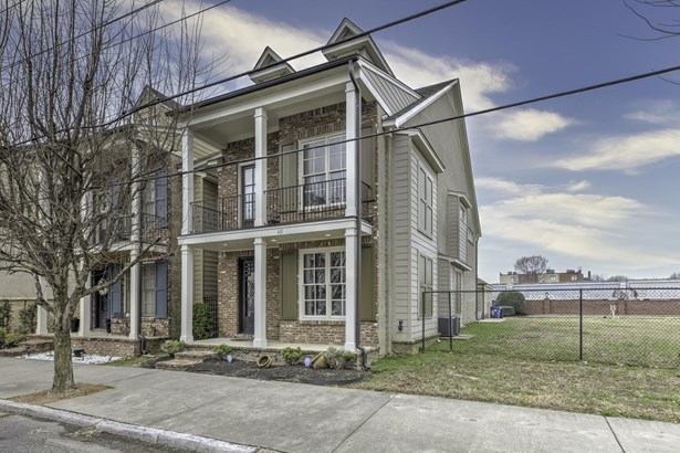 Detached Single Family, Traditional,French - Memphis, TN
