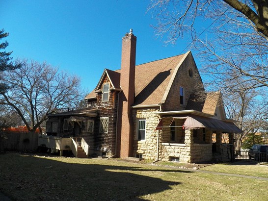 House, 2 Story - ROCKFORD, IL