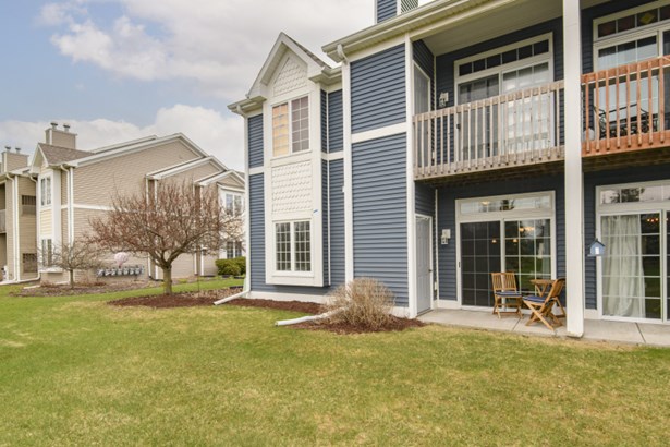 Bridlewood Condo