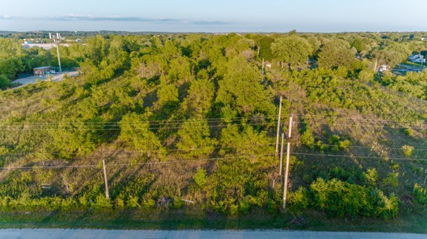 3.3 Acre Lot in Pewaukee!
