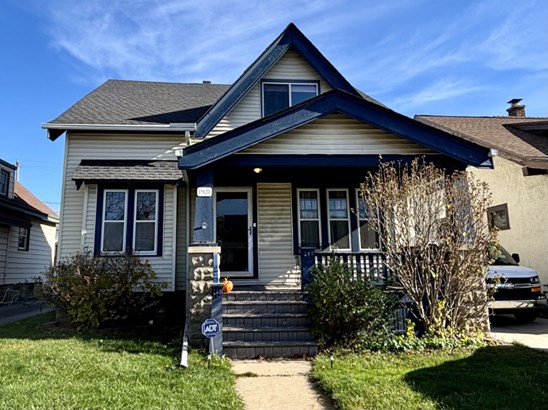 Washington Heights bungalow