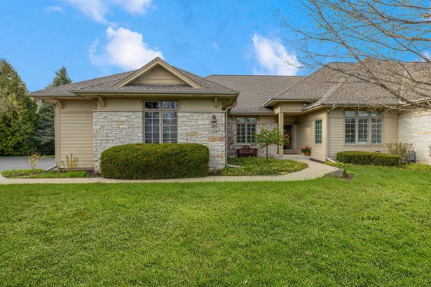 7374 W Heron Pond Dr