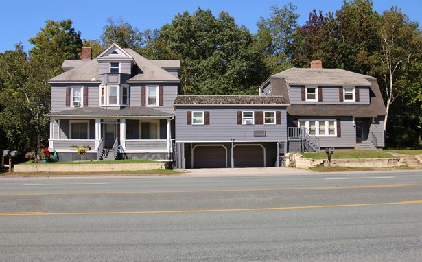 Apartment Building,New Englander, Multi-Family - Gorham, NH