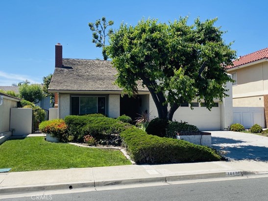 Single Family Residence - Irvine, CA