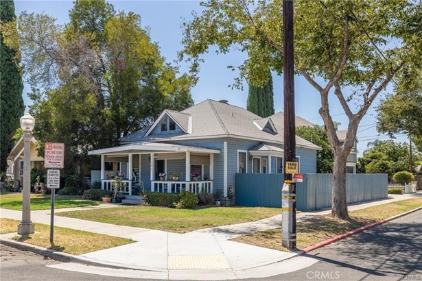 Single Family Residence, Craftsman - Fullerton, CA