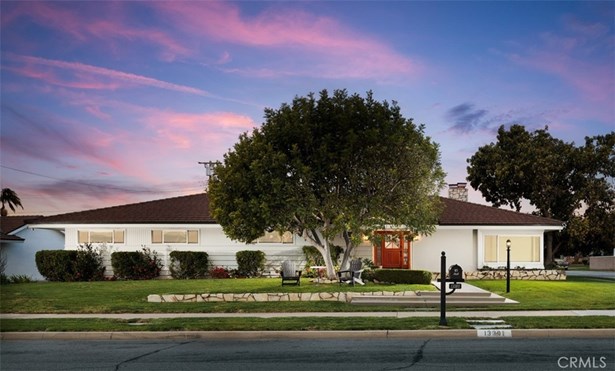 Single Family Residence, Modern,Ranch - North Tustin, CA