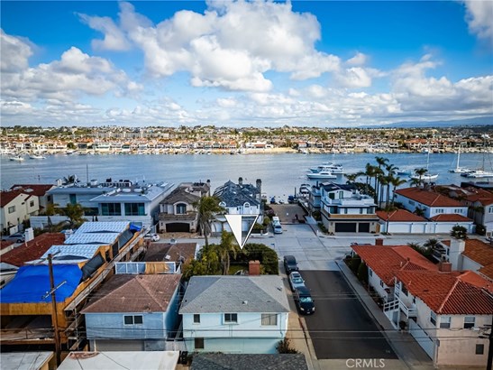 Single Family Residence - Newport Beach, CA