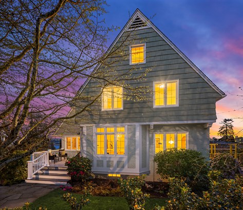 Laurelhurst Tudor