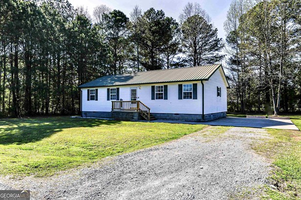 Ranch,House, Single Family Residence - Lyerly, GA