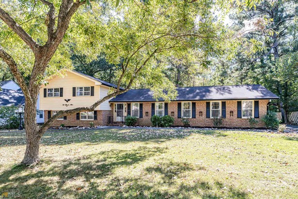 Single Family Residence - Brick 3 Side,Ranch,Traditional,House