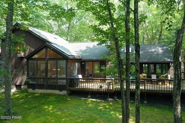 Single Family Residence, Contemporary - Lords Valley, PA