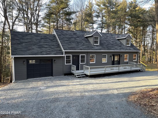 Cape Cod, Single Family Residence - Paupack, PA