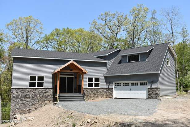 Contemporary, Single Family,Detached - Lords Valley, PA