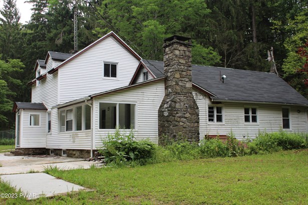 Single Family Residence, Traditional - Newfoundland, PA