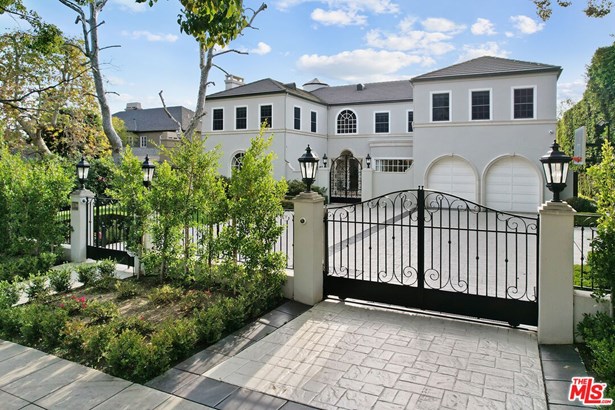Contemporary Mediterranean, Single Family Residence - Beverly Hills, CA