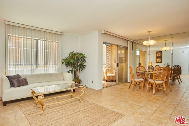 Condominium, Contemporary - Los Angeles (City), CA (photo 1)