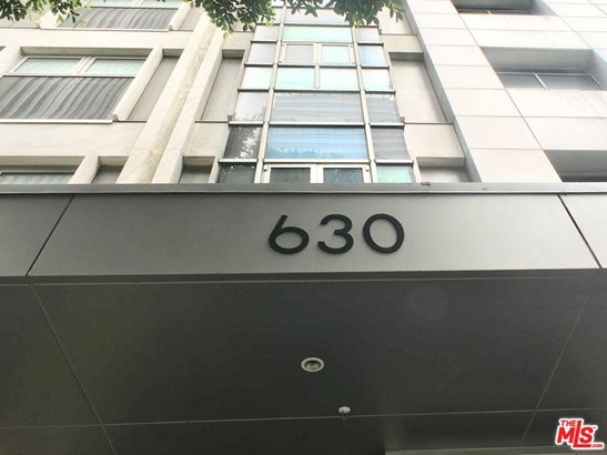 High or Mid-Rise Condo,Contemporary, Condominium - Los Angeles (City), CA (photo 1)