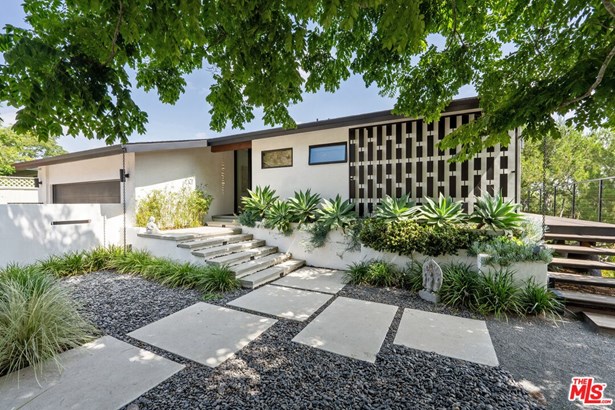 Residential Lease, Mid-century - Los Angeles, CA