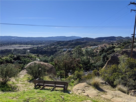 Land/Lot - West Hills, CA