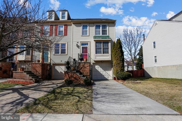 Townhouse, End of Row/Townhouse - LAUREL, MD
