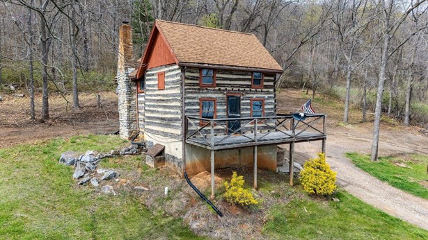 Cabin, Cottage, Log, Detached - STAUNTON, VA