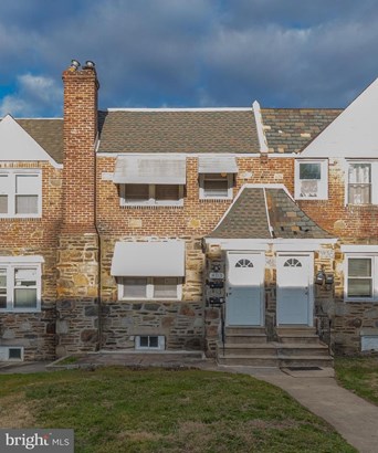 Multi-Family, Interior Row/Townhouse - DREXEL HILL, PA