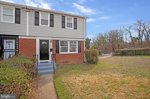 Twin/Semi-Detached, Single Family - TEMPLE HILLS, MD