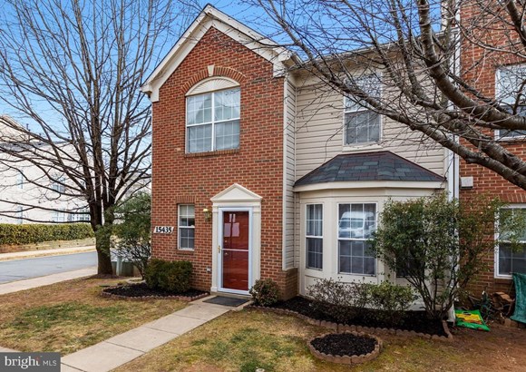 Townhouse, End of Row/Townhouse - ROCKVILLE, MD