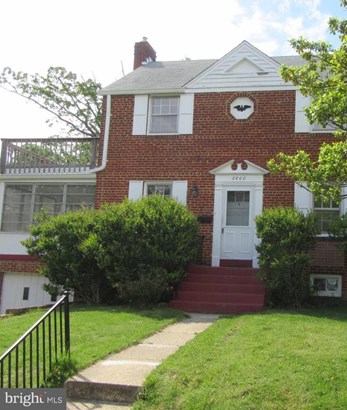 Detached, Single Family - CHEVERLY, MD