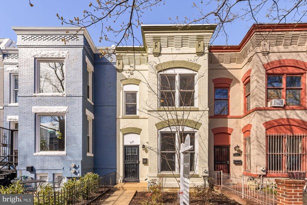 Townhouse, Interior Row/Townhouse - WASHINGTON, DC