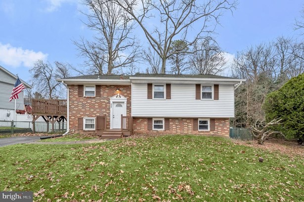 Detached, Single Family - MILLERSVILLE, MD