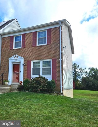 Townhouse, End of Row/Townhouse - TEMPLE HILLS, MD