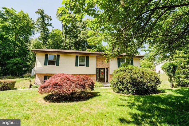 Detached, Single Family - ROYERSFORD, PA