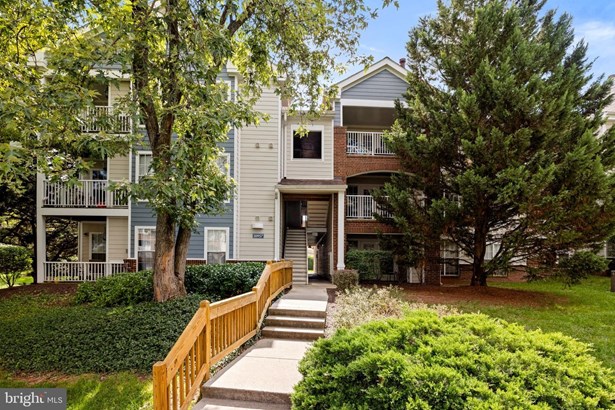 Condo - ASHBURN, VA
