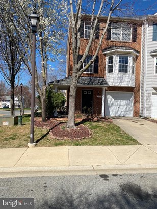 Townhouse, End of Row/Townhouse - CLINTON, MD