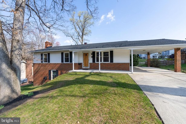Detached, Single Family - LINTHICUM HEIGHTS, MD
