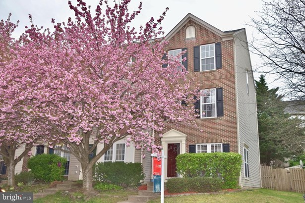 Townhouse, End of Row/Townhouse - BRISTOW, VA