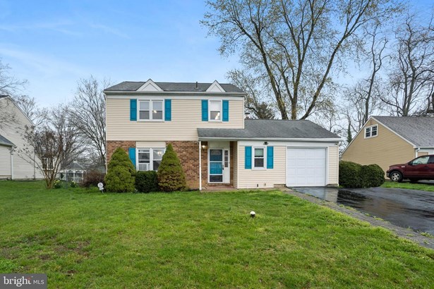 Detached, Single Family - UPPER CHICHESTER, PA
