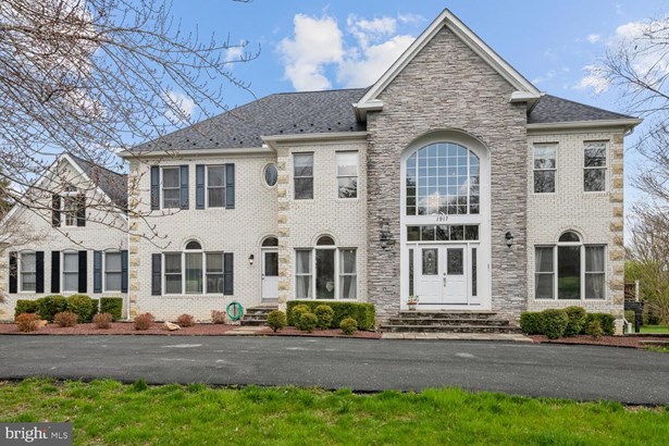 Detached, Single Family - BROOKEVILLE, MD