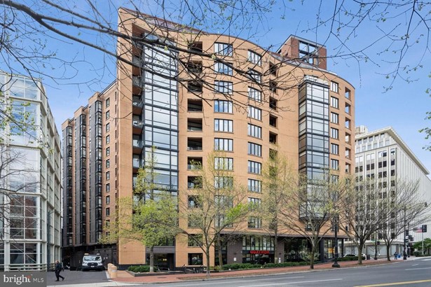 Unit/Flat/Apartment, Multi-Family - WASHINGTON, DC