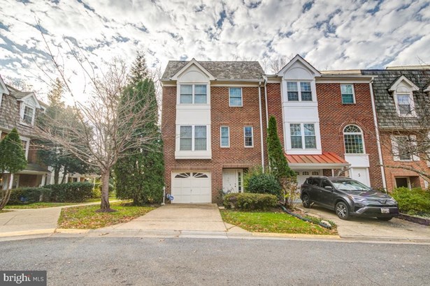 Townhouse, End of Row/Townhouse - ROCKVILLE, MD
