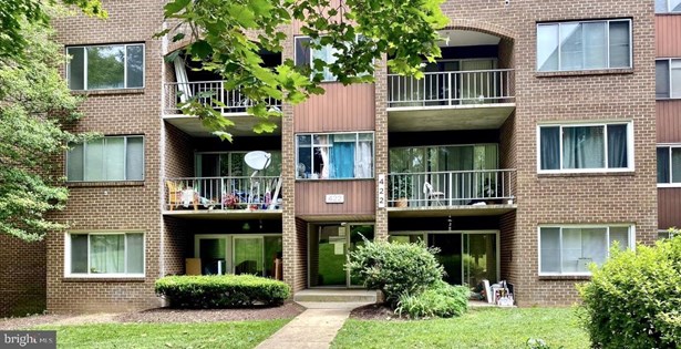 Unit/Flat/Apartment, Multi-Family - GAITHERSBURG, MD