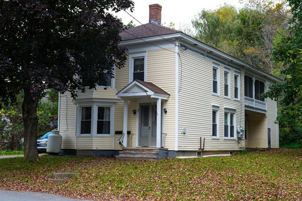 Colonial, Multi-Family - Dover-Foxcroft, ME
