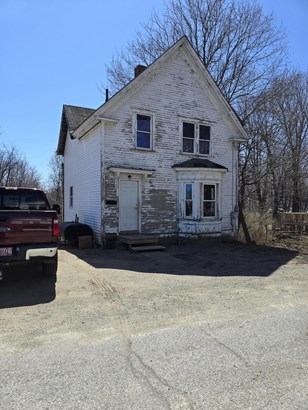 Single Family Residence, Farmhouse,New Englander - Milo, ME
