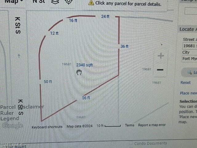 Here are you dimensions for this lot.  Look how private it is.