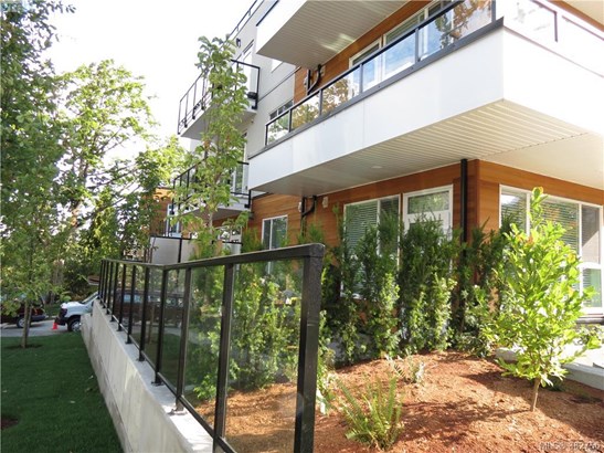 104-1460 Pandora 104, Victoria, BC - CAN (photo 1)
