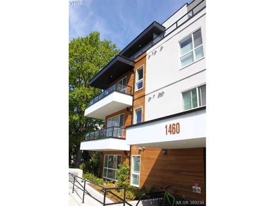 401-1460 Pandora 401, Victoria, BC - CAN (photo 1)