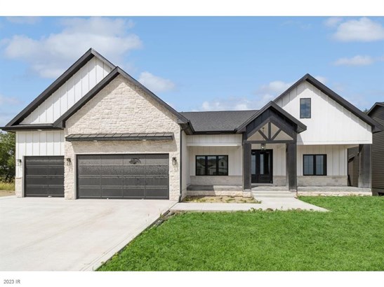 Residential, Ranch - Clive, IA