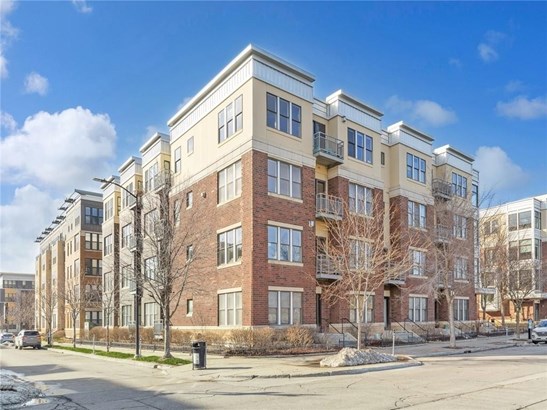 Condo-Townhome, Apartment Style - Des Moines, IA