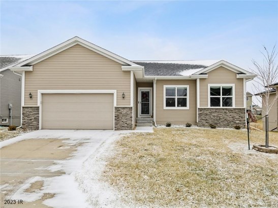 Residential, Ranch - Grimes, IA